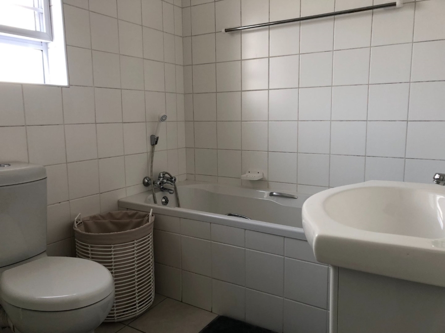 3 Bedroom Property for Sale in De Kelders Western Cape